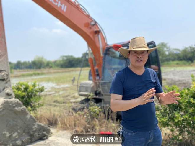 KU体育开挖机20年如今月入两万起他是杭州闻名十里八乡的挖掘机能手